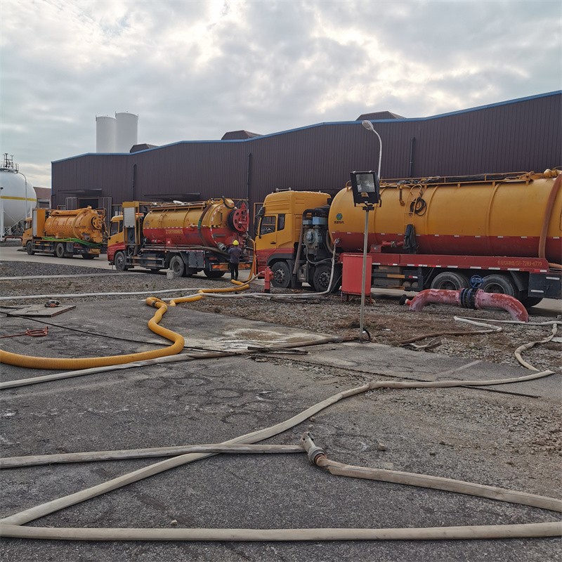 乌审污水池清理